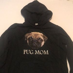 Pug Mom graphic hooded sweatshirt